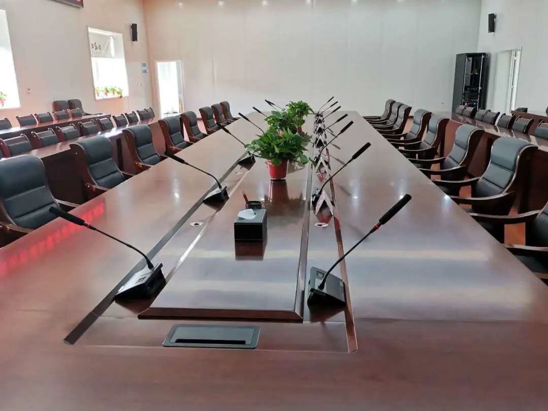 選擇會(huì)議擴(kuò)聲系統(tǒng)有哪些注意事項(xiàng)？