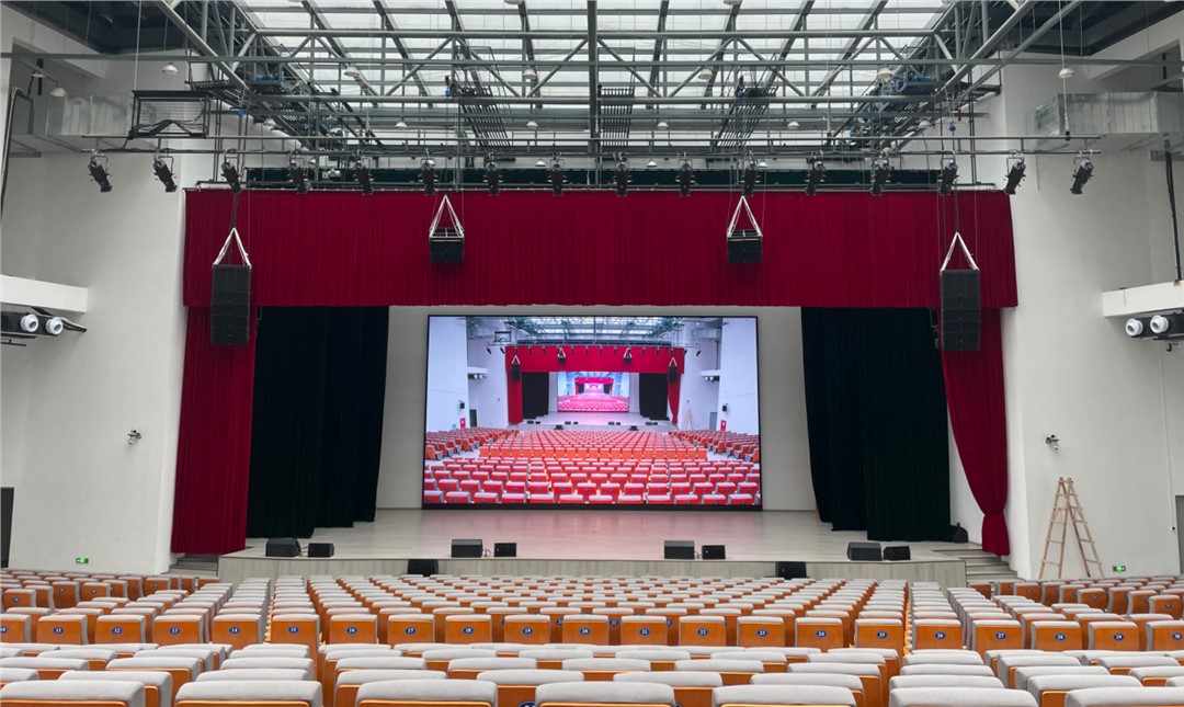 500人報告廳專業(yè)擴(kuò)聲與舞臺燈光設(shè)計(jì)方案