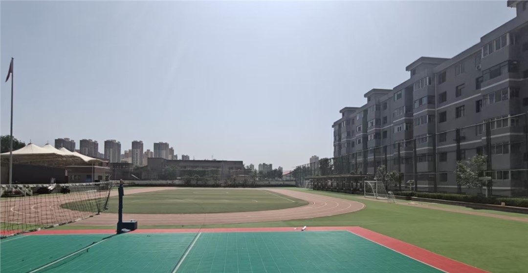 靜音操場定向音柱的位姿設(shè)計指南